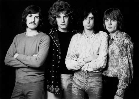 Led Zeppelin .